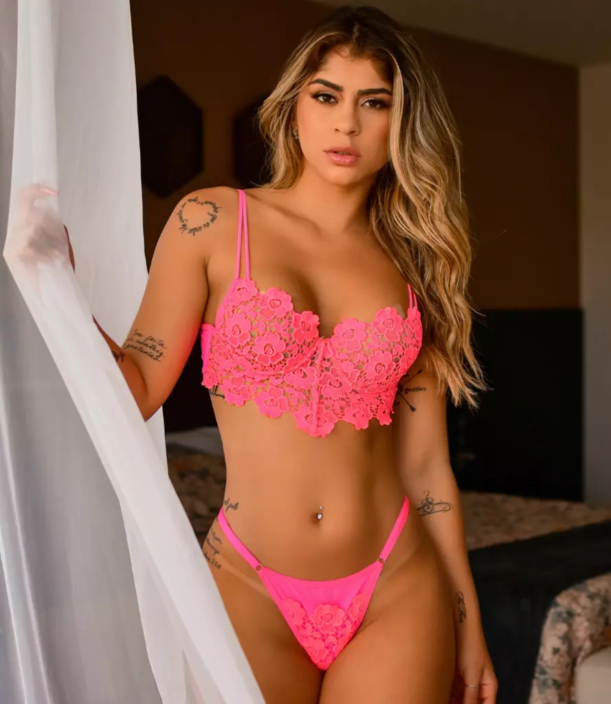 Conjunto Guipir - Pink Neon